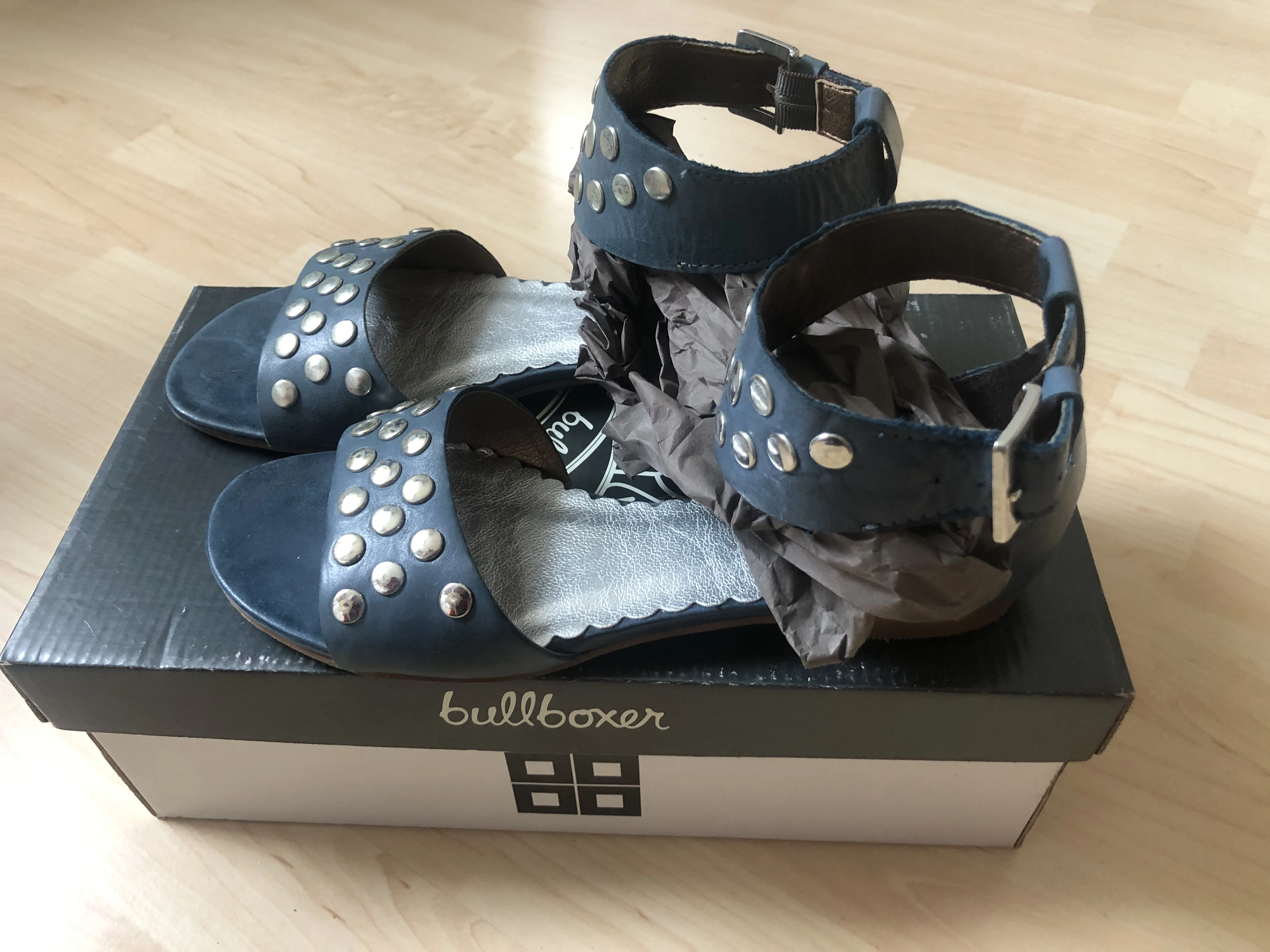 keine Beschreibung vorhanden