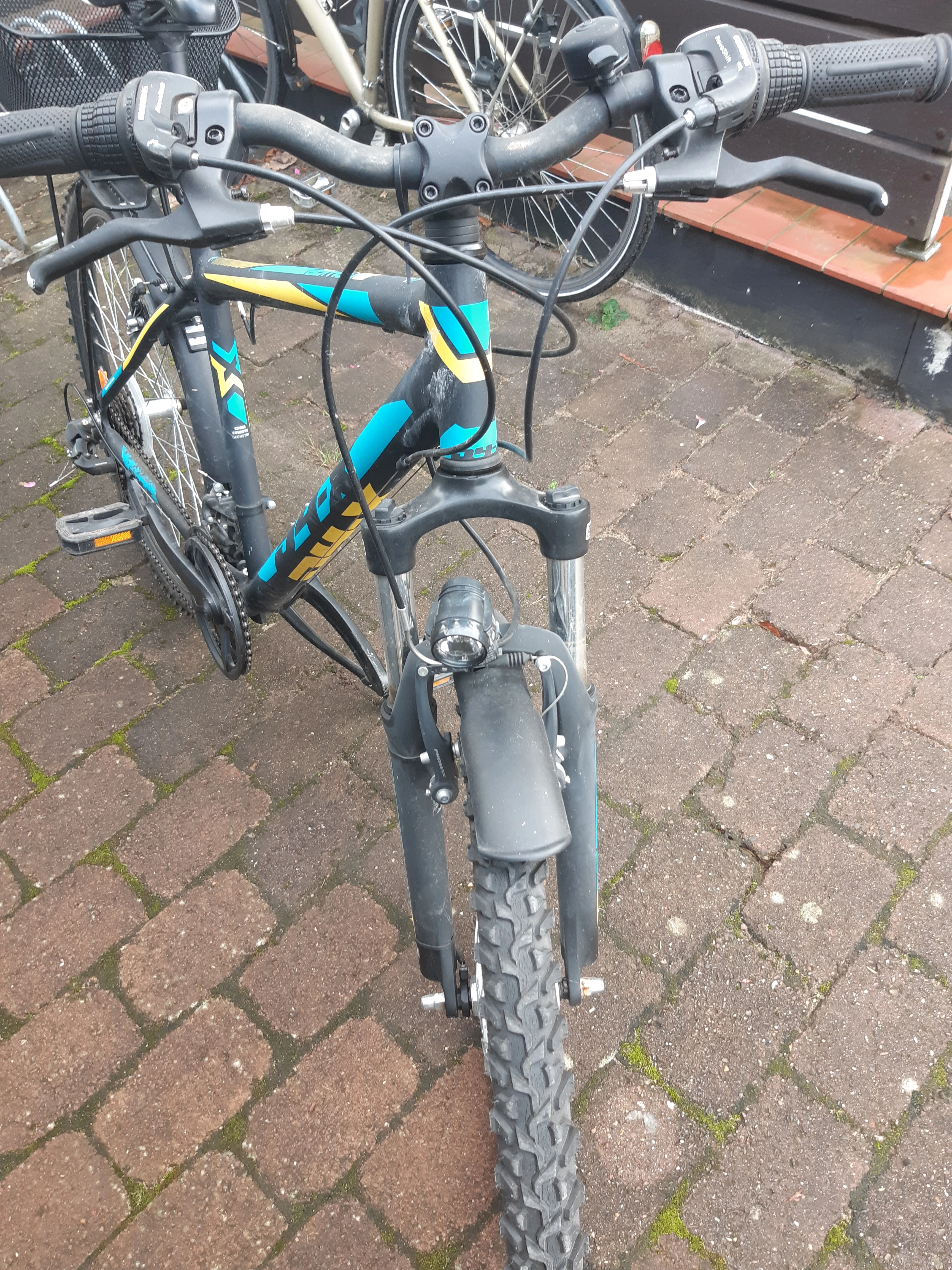 keine Beschreibung vorhanden