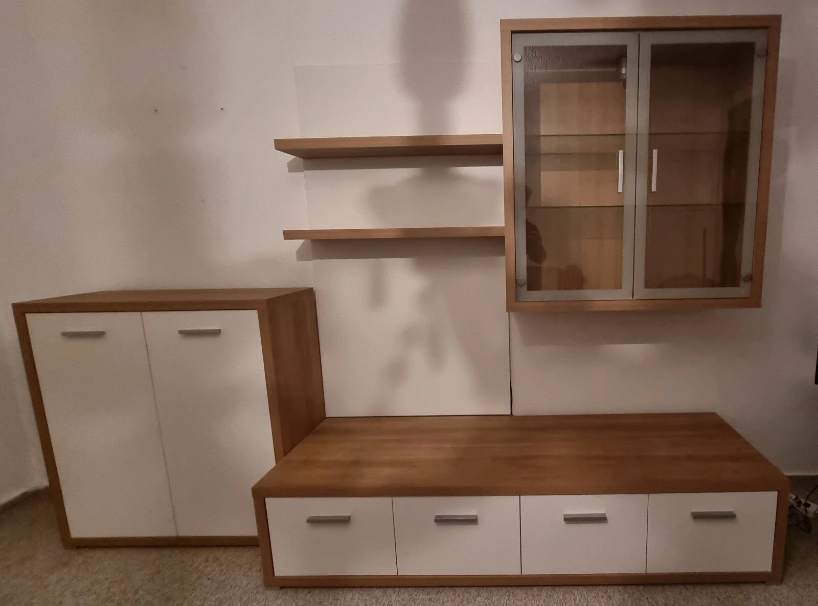 keine Beschreibung vorhanden