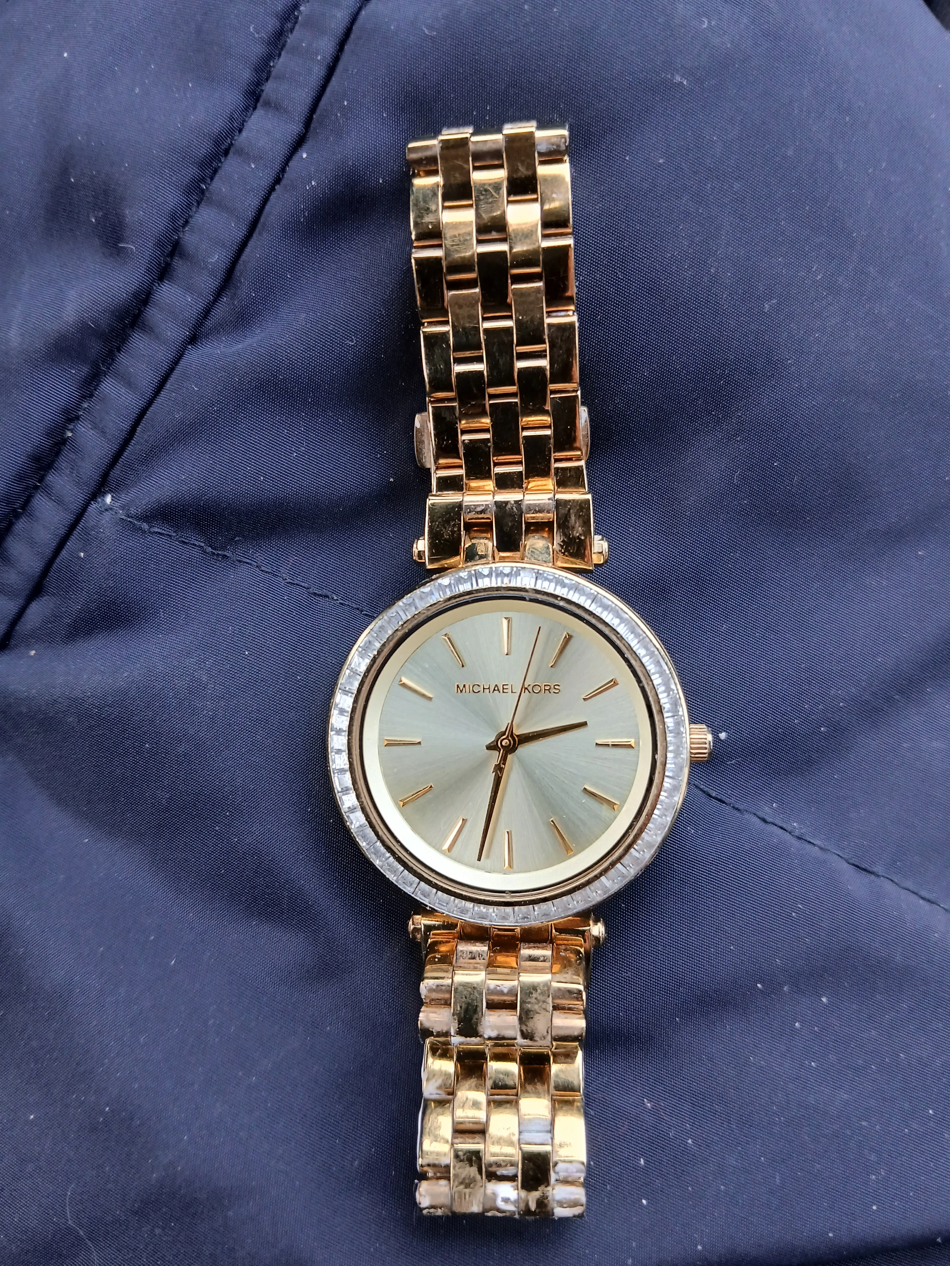 keine Beschreibung vorhanden