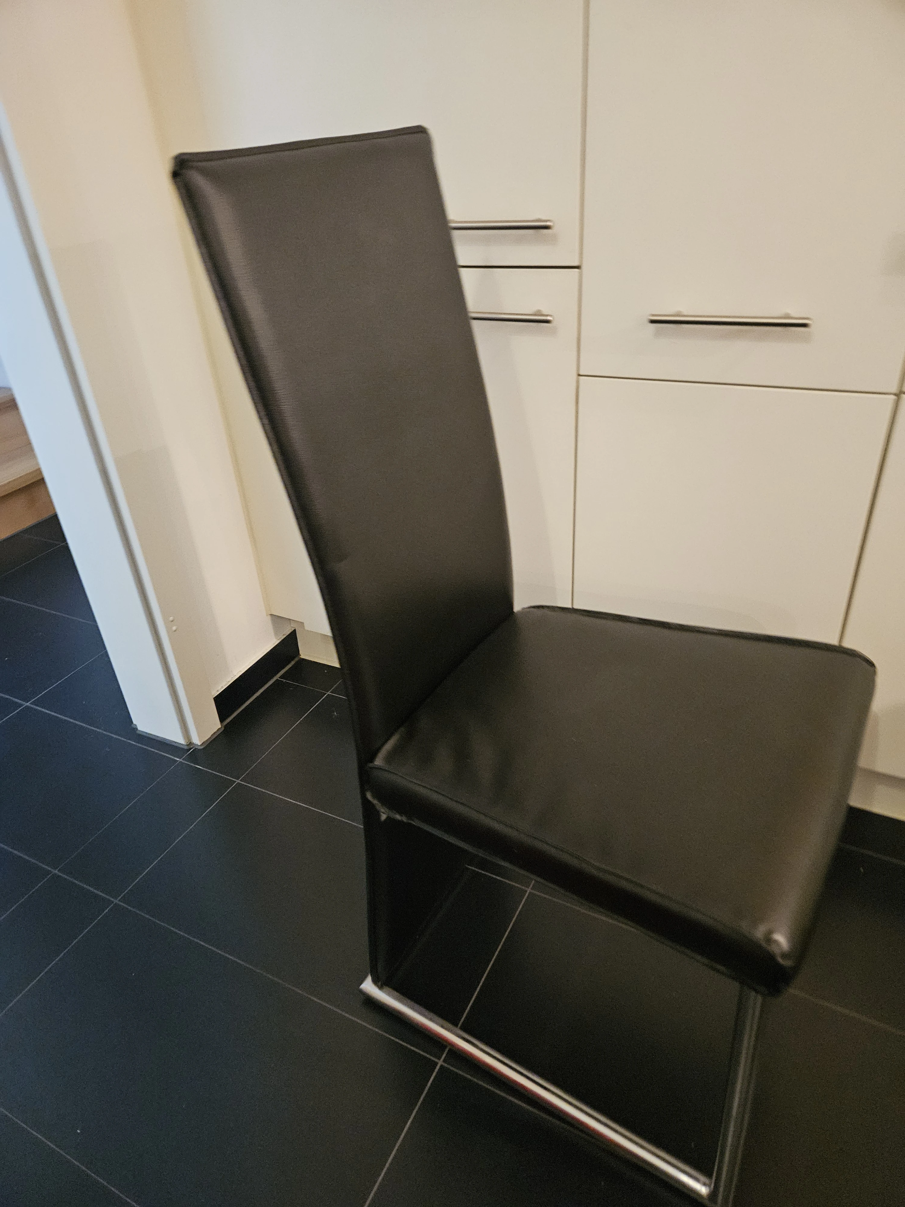 keine Beschreibung vorhanden