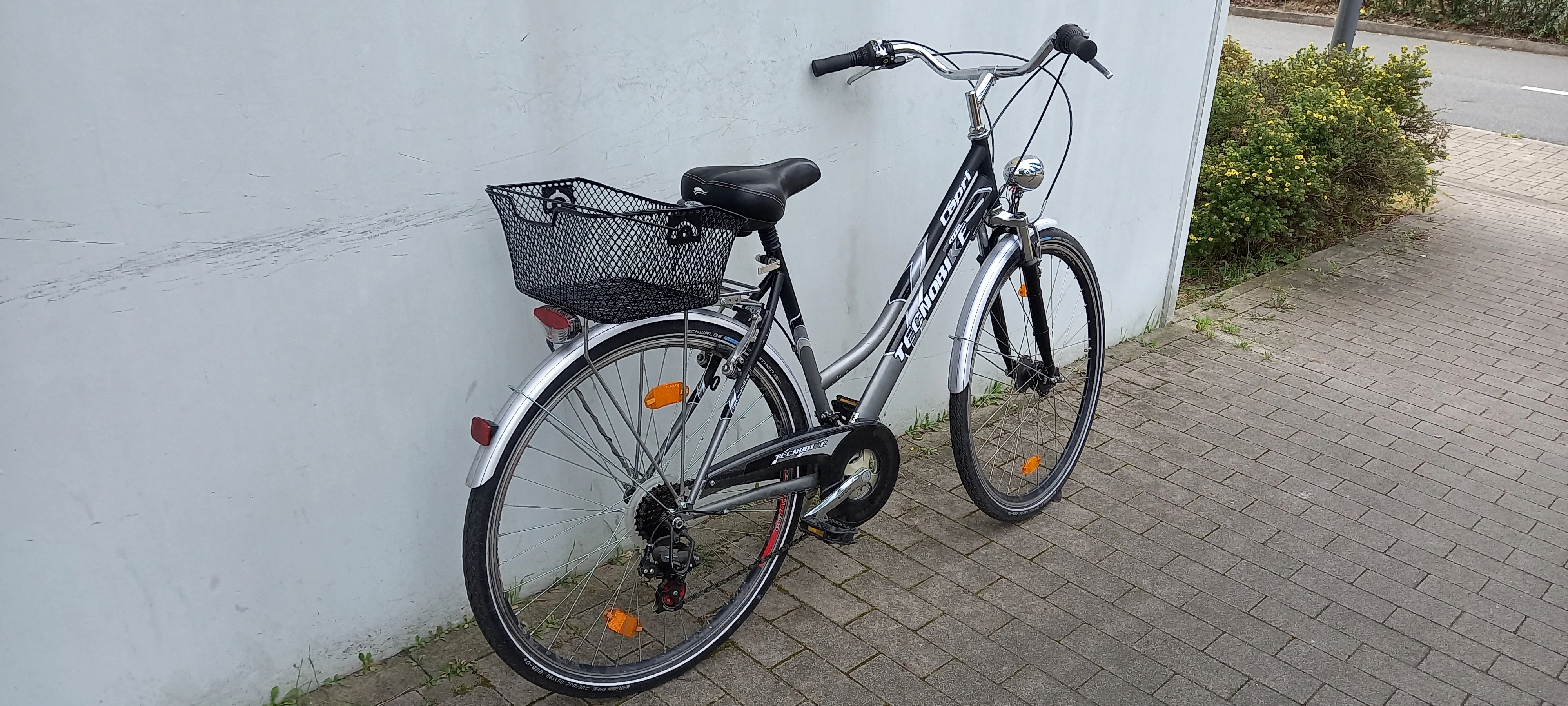 keine Beschreibung vorhanden