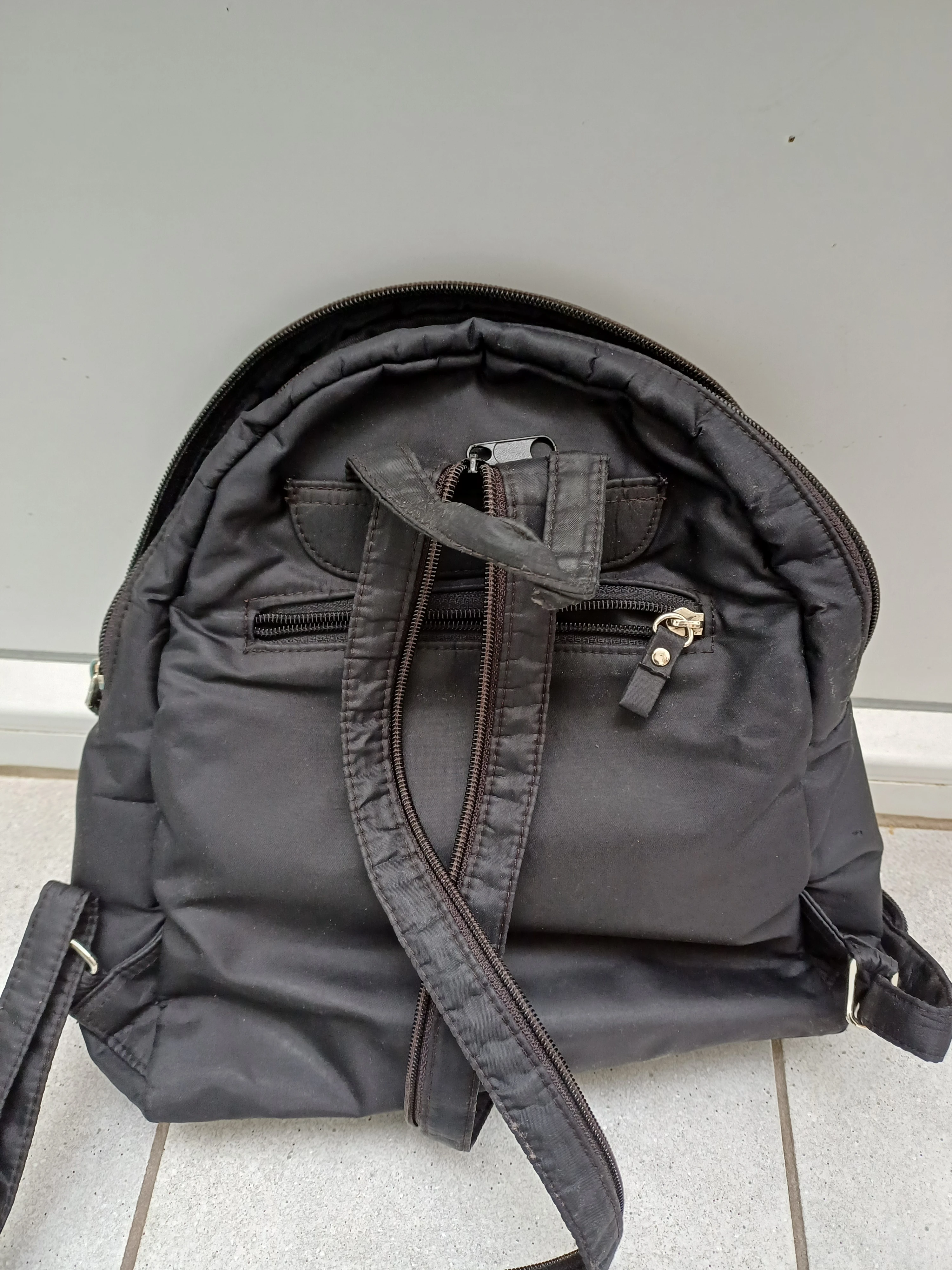 keine Beschreibung vorhanden