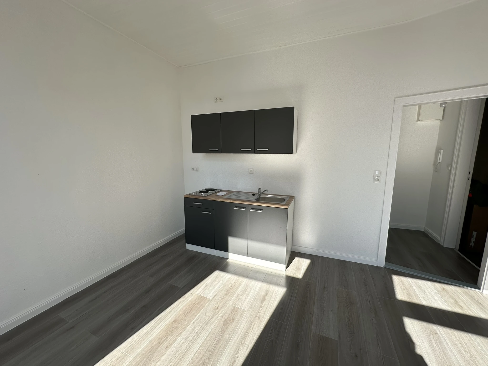 keine Beschreibung vorhanden