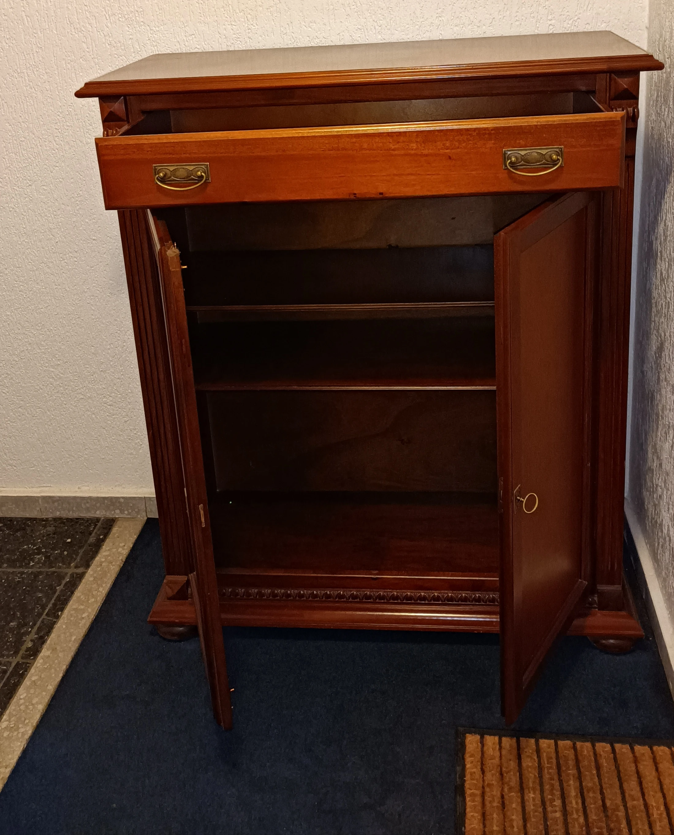 keine Beschreibung vorhanden