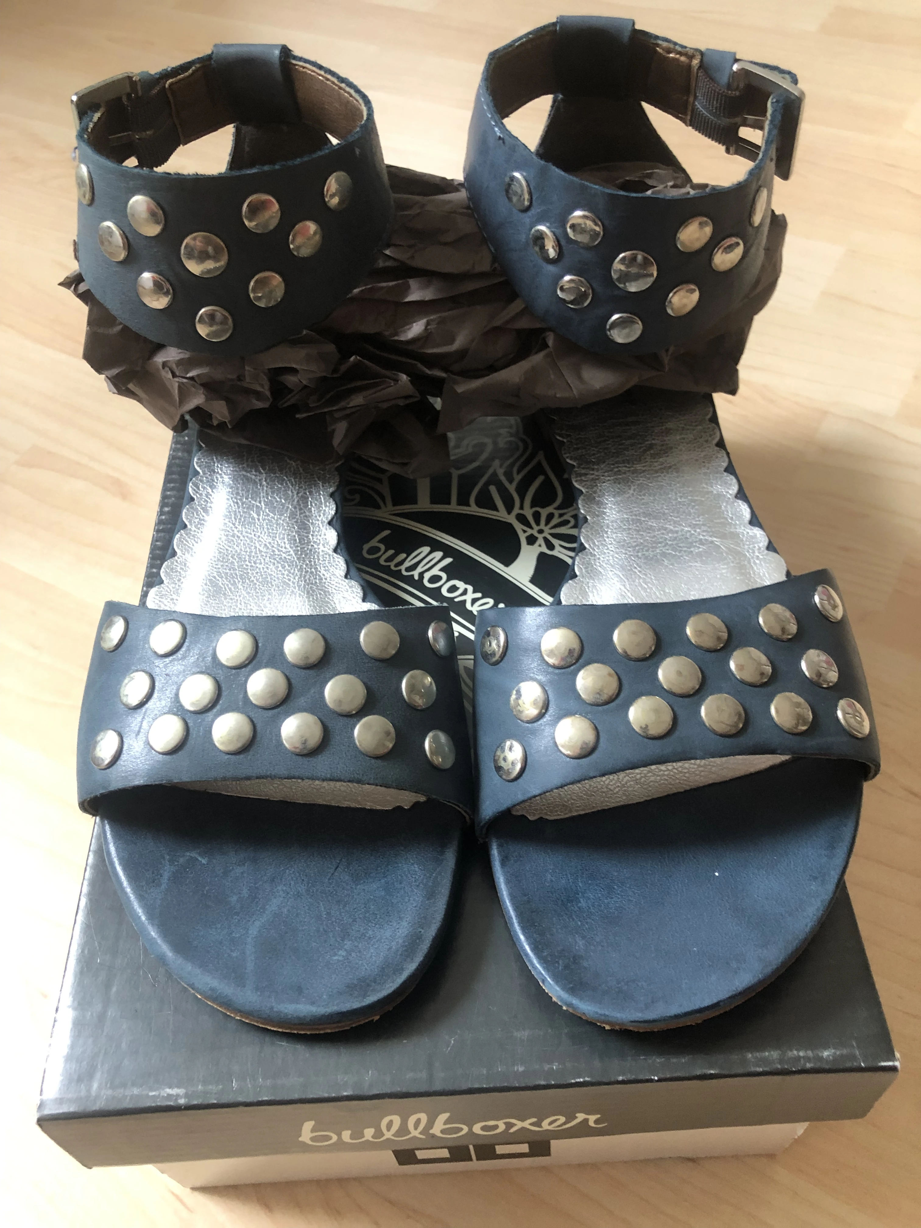 keine Beschreibung vorhanden