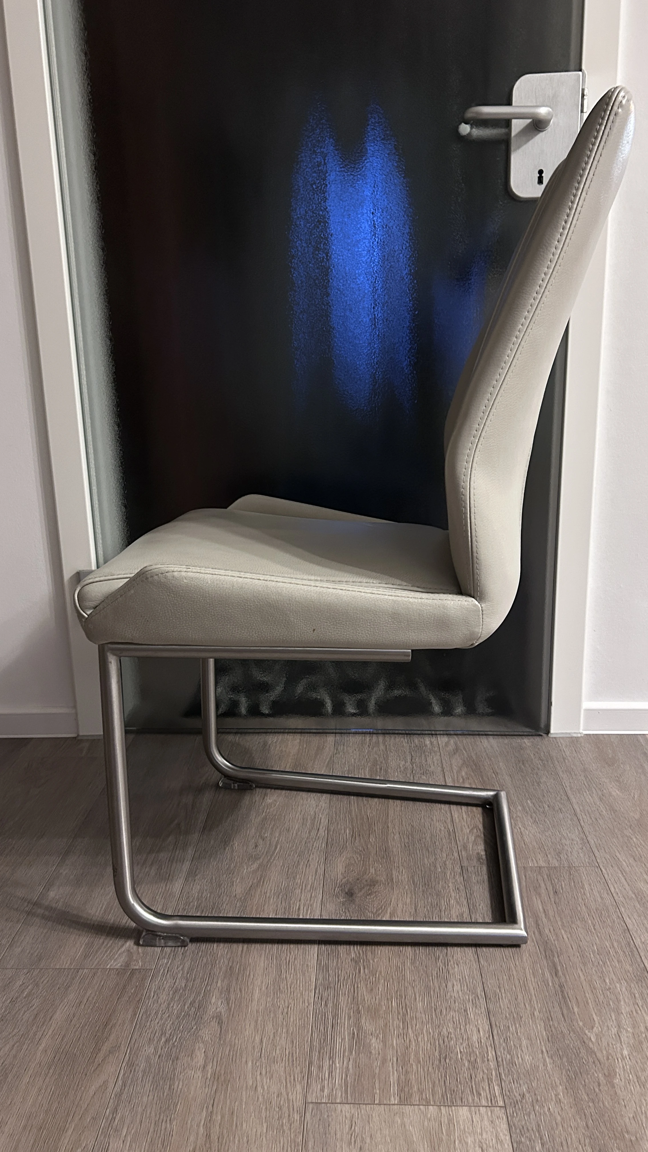 keine Beschreibung vorhanden