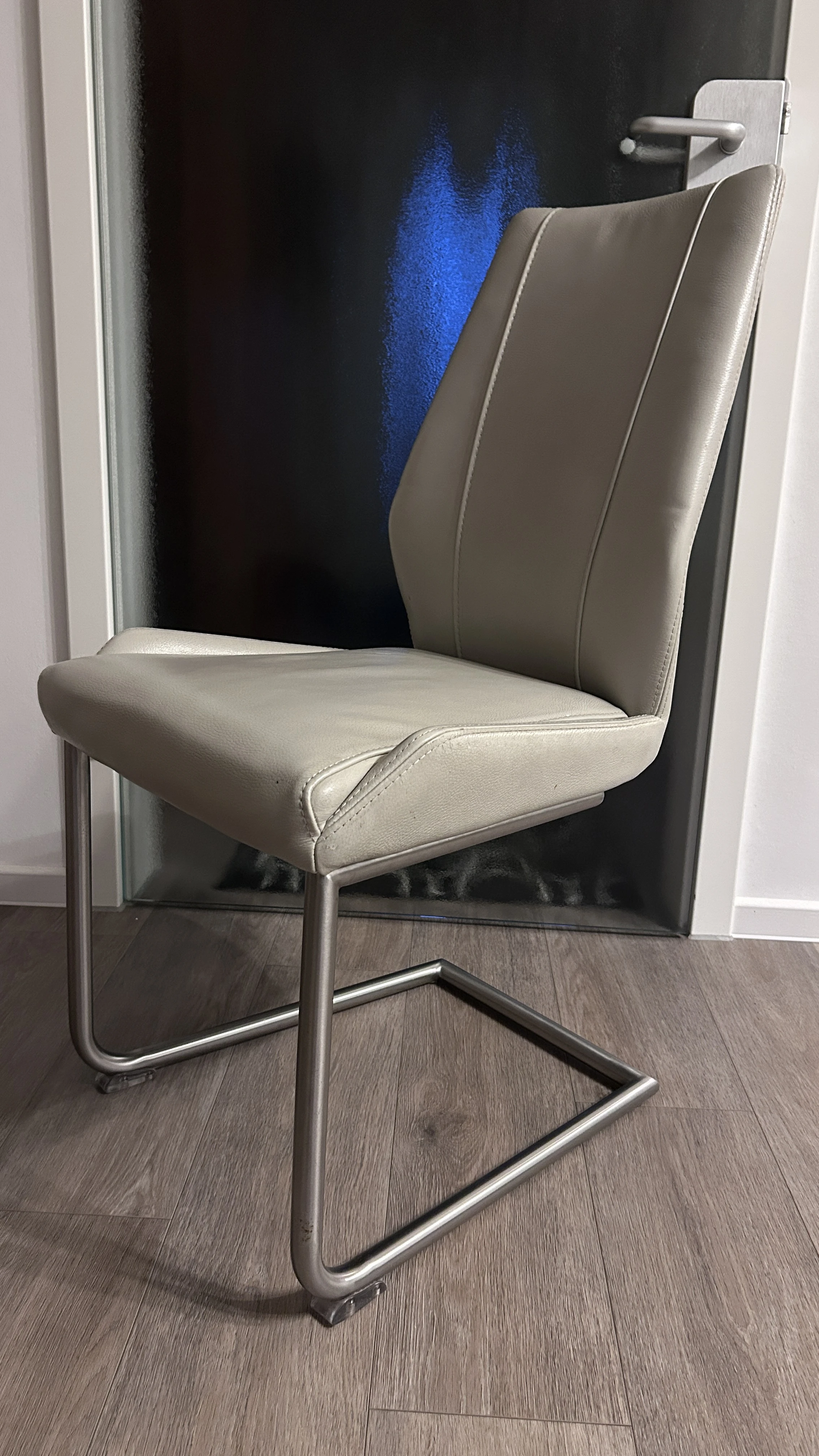 keine Beschreibung vorhanden